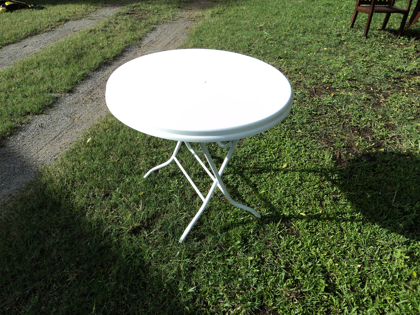 900mm Round Table